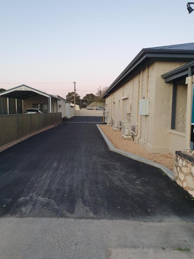 The Bend Abode Motel Tailem Bend Bagian luar foto